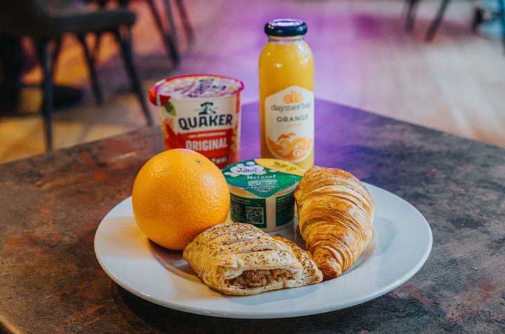 Ext 1743690632 358972 louise kabannas com Kabannas Continental Breakfast